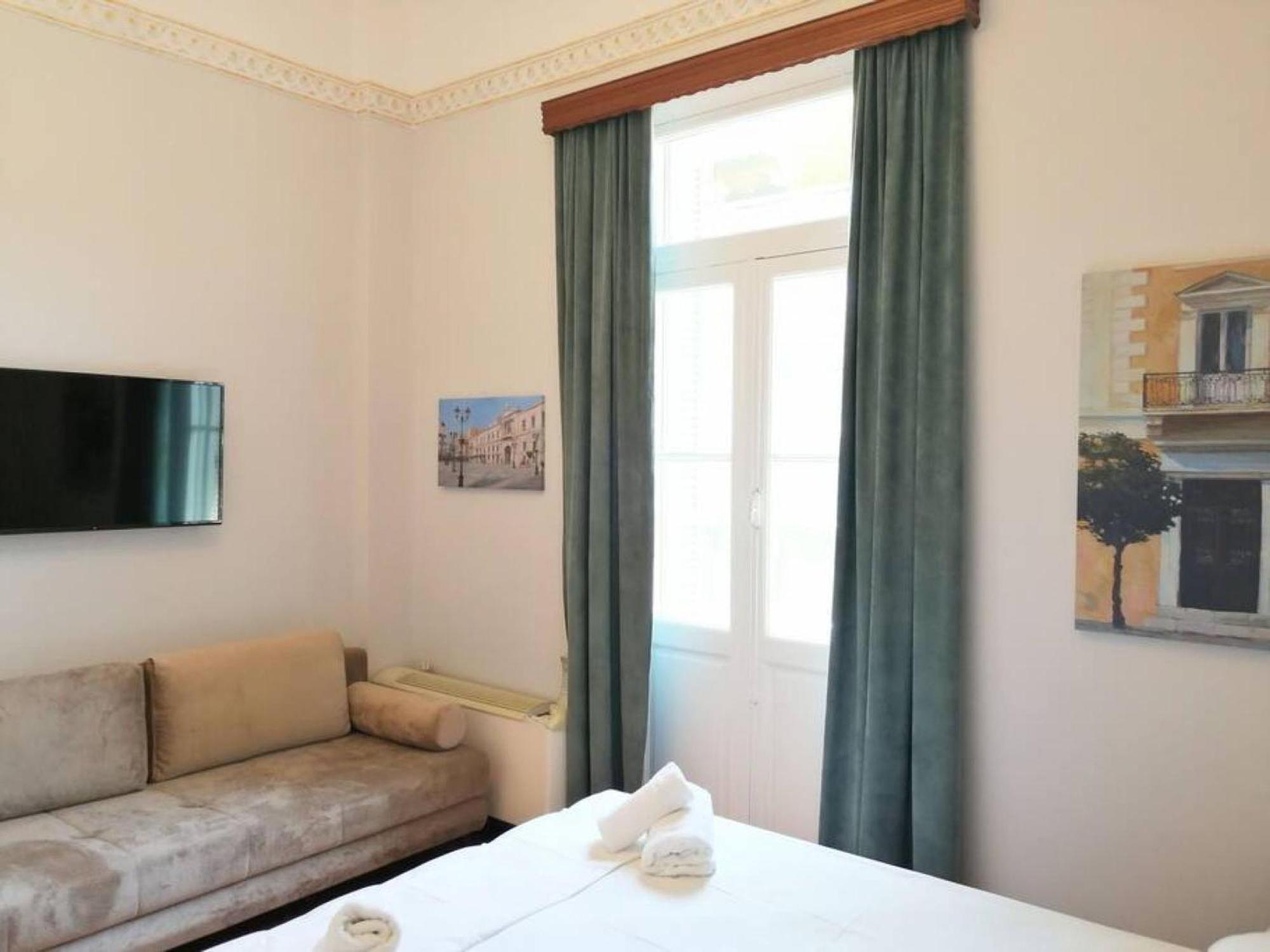 Elegant Apartment Under The Acropolis Athena Bagian luar foto